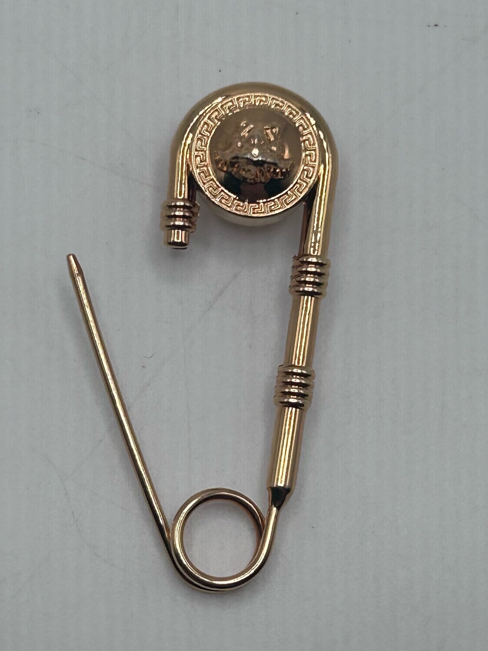 Versace Medusa Safety Gold Color Pin Brooch Accessories Large New W/O Tag